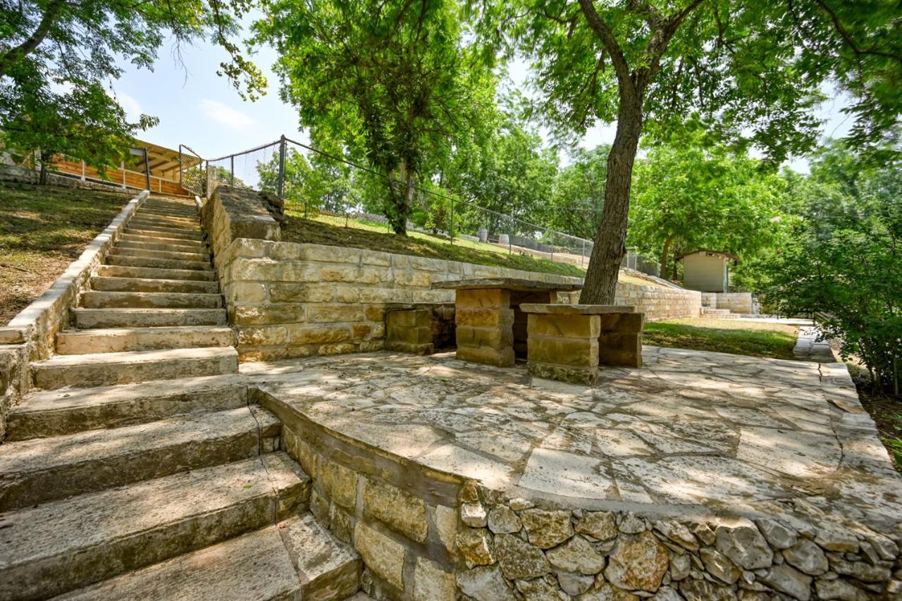 Luxury Lakefront Oasis With Boat Dock-Firepit McQueeney Exterior foto